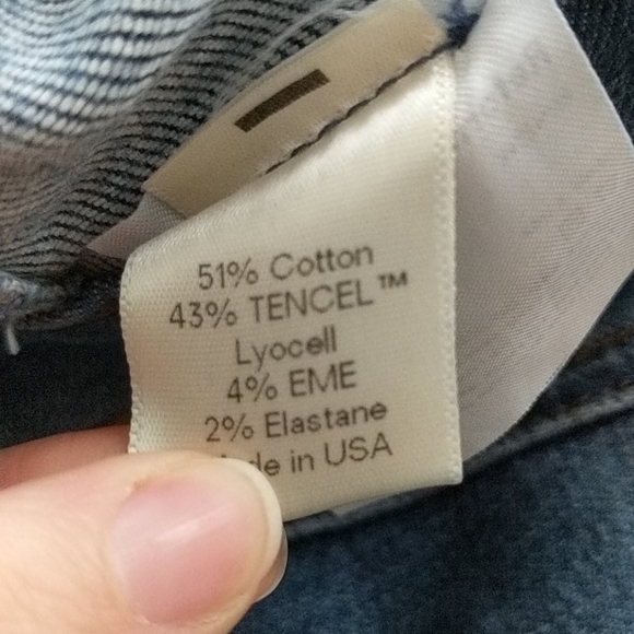 Reformation Suzie Jean in Rhine - Picture 8 of 8